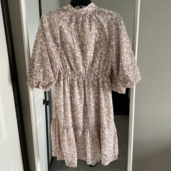 Button up belted dress - Picture 2 of 2